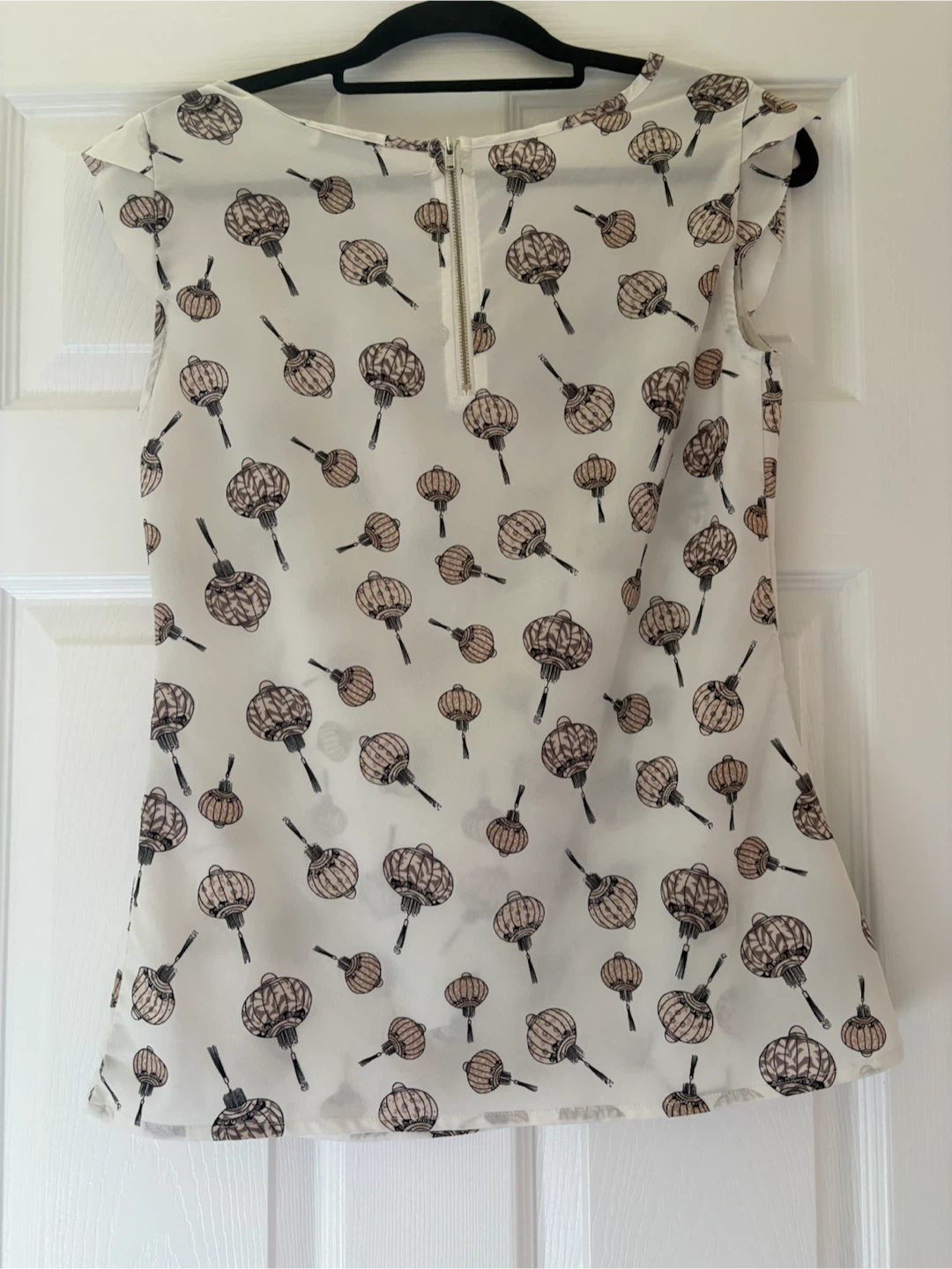 Ricki's Women's Sleeveless Lantern Print Blouse - Size 2 - photo 3