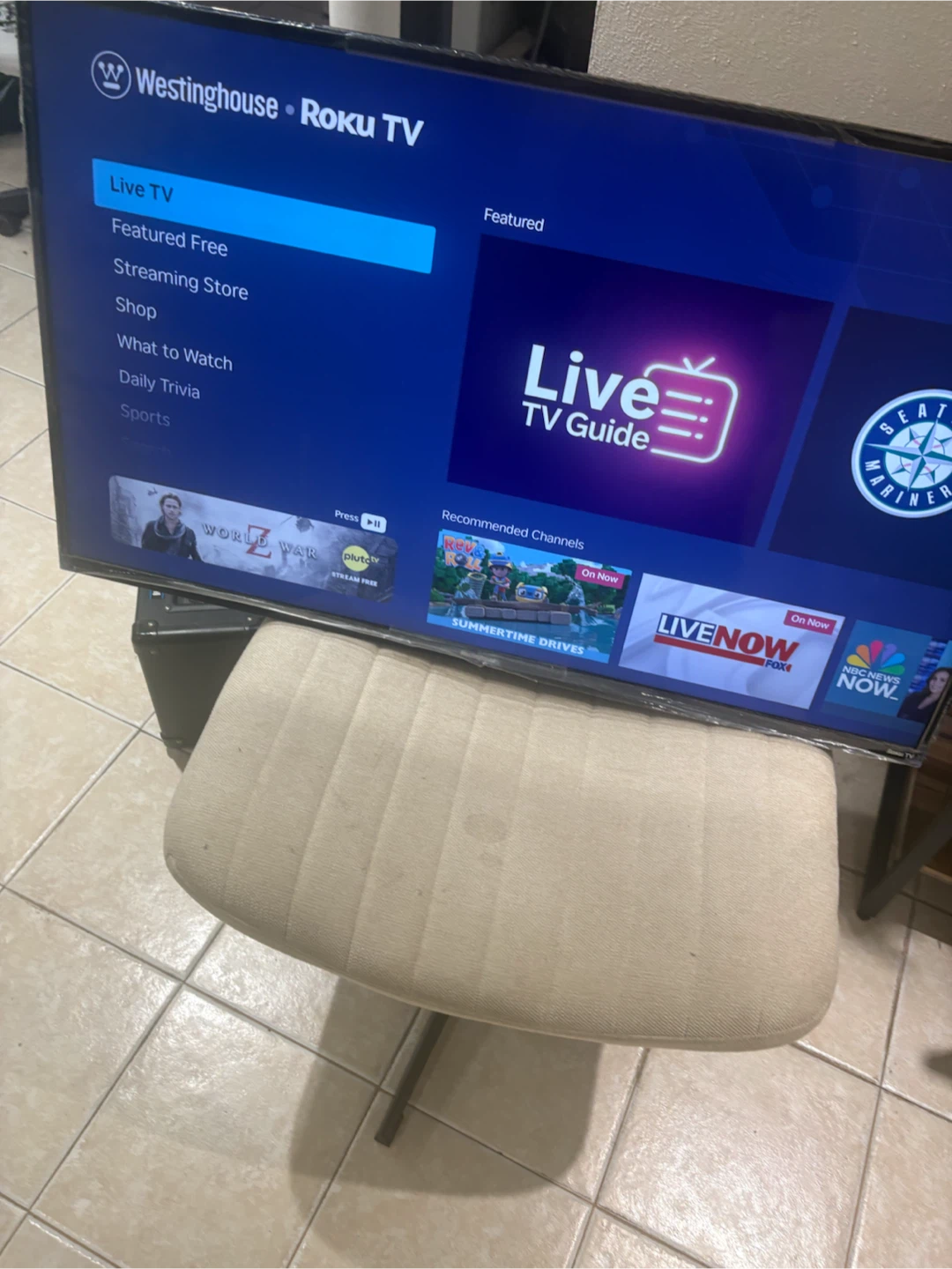 Westinghouse Roku TV 45” - photo 2