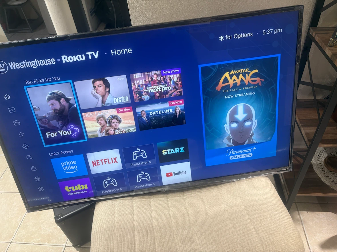 Westinghouse Roku TV 45” - photo 3
