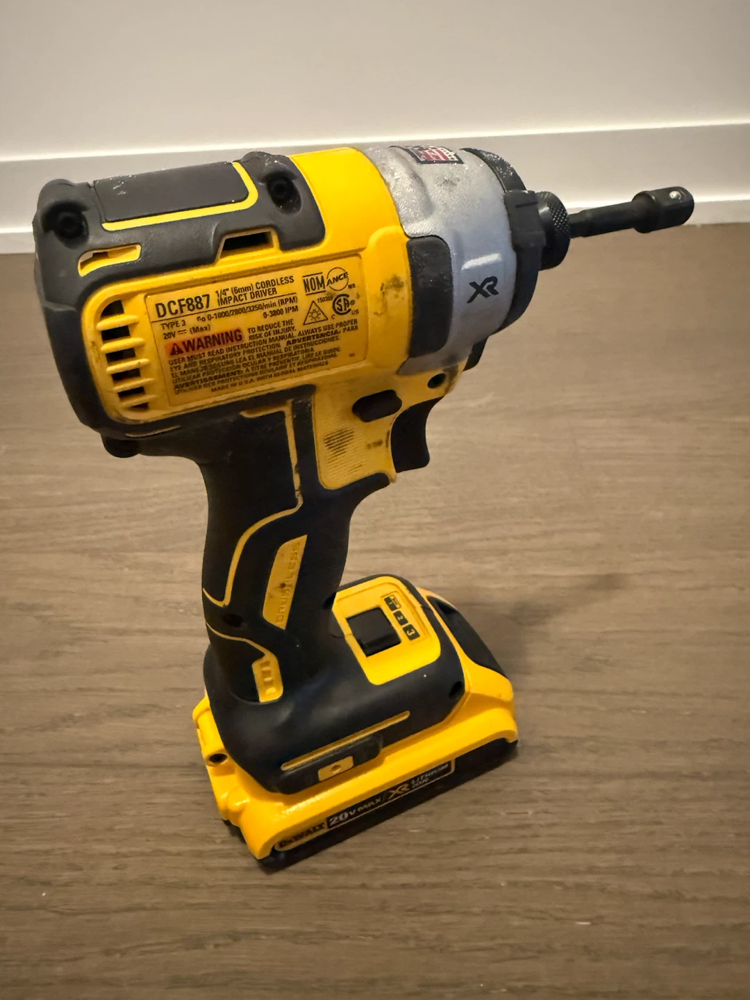 DEWALT drill - photo 3