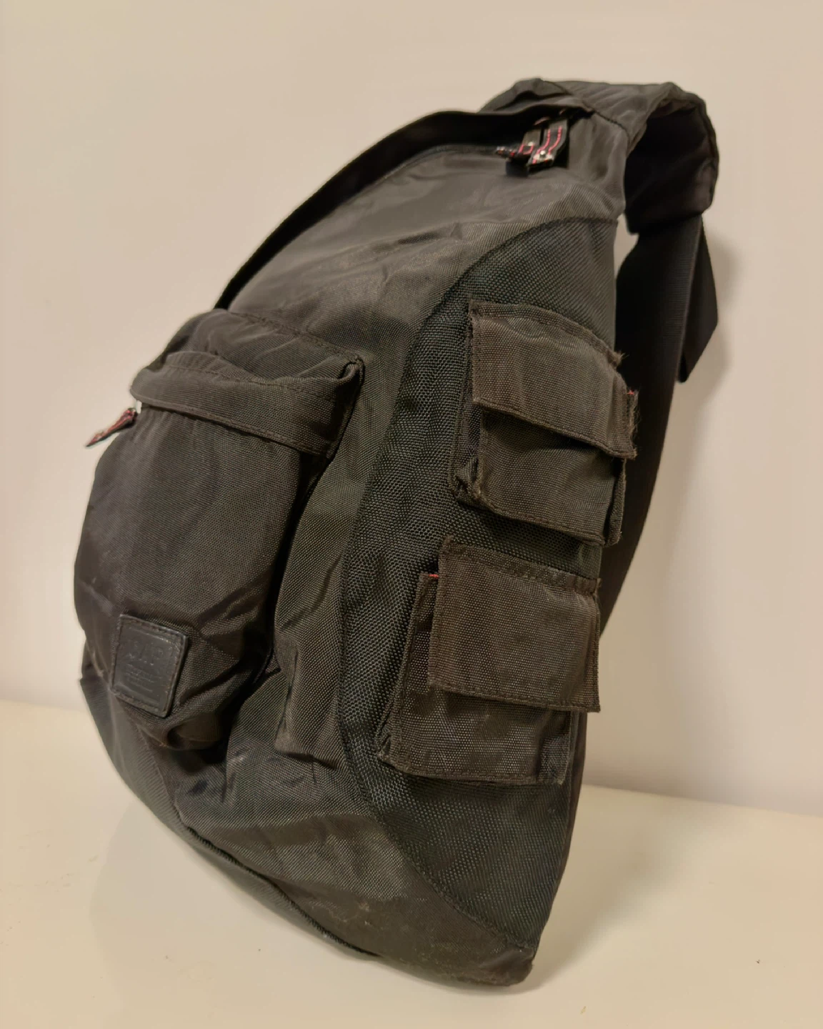 GAP Black Sling Backpack - photo 2
