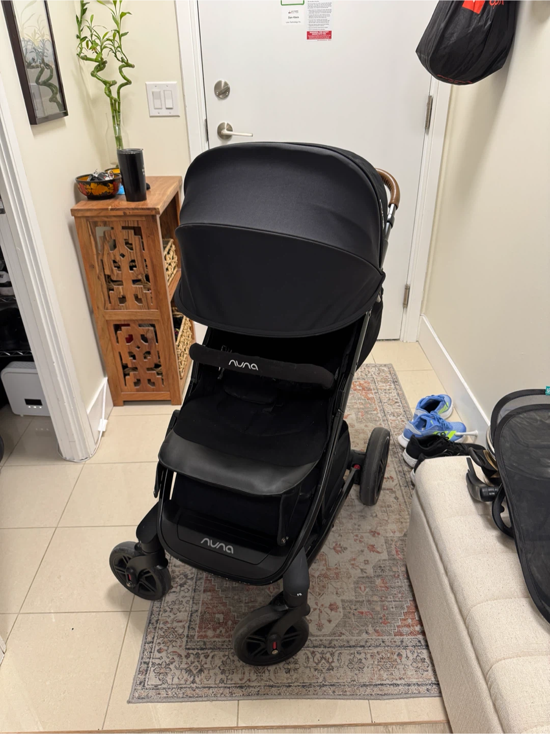 Nuna Travel System Stroller – Very Good Condition - photo 5