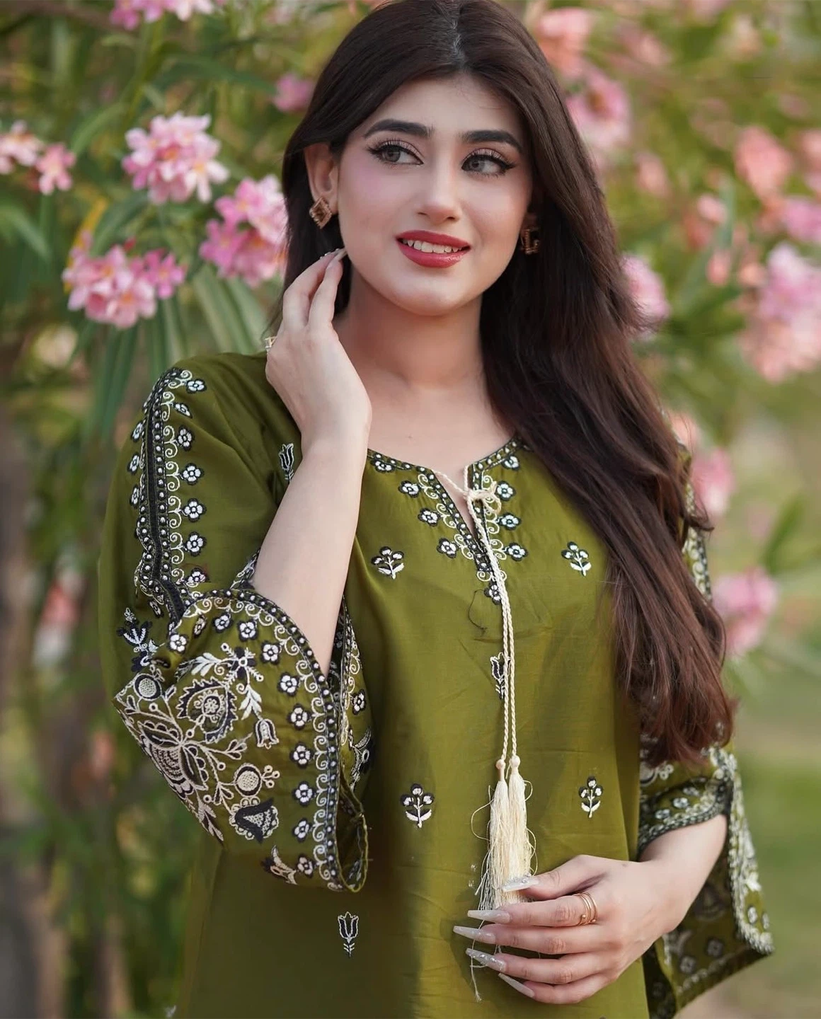Olive Green 2 Pc Embroidered Kurti & Pants Set - photo 4