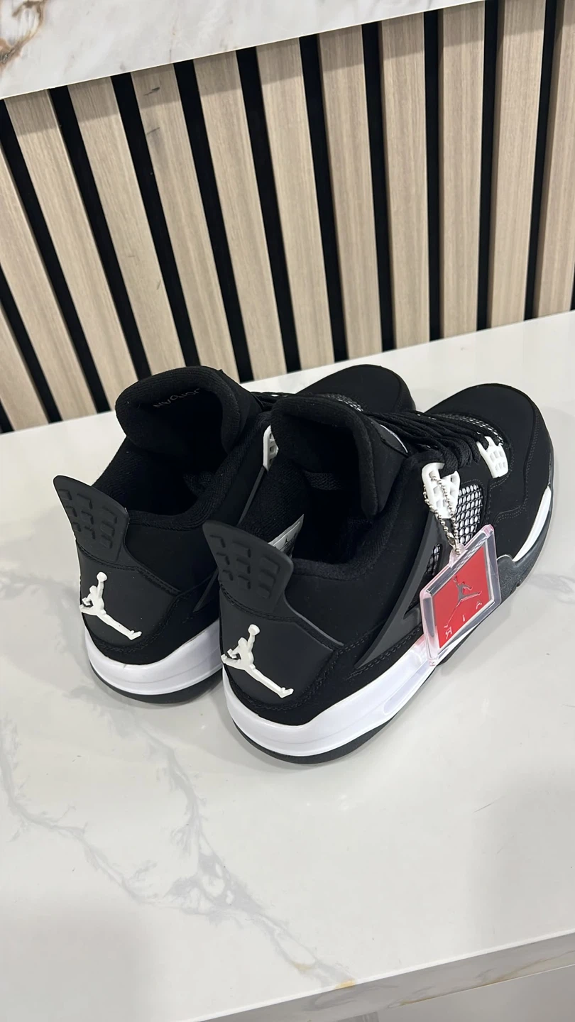 JORDAN 4 RETRO White THUNDER - photo 5