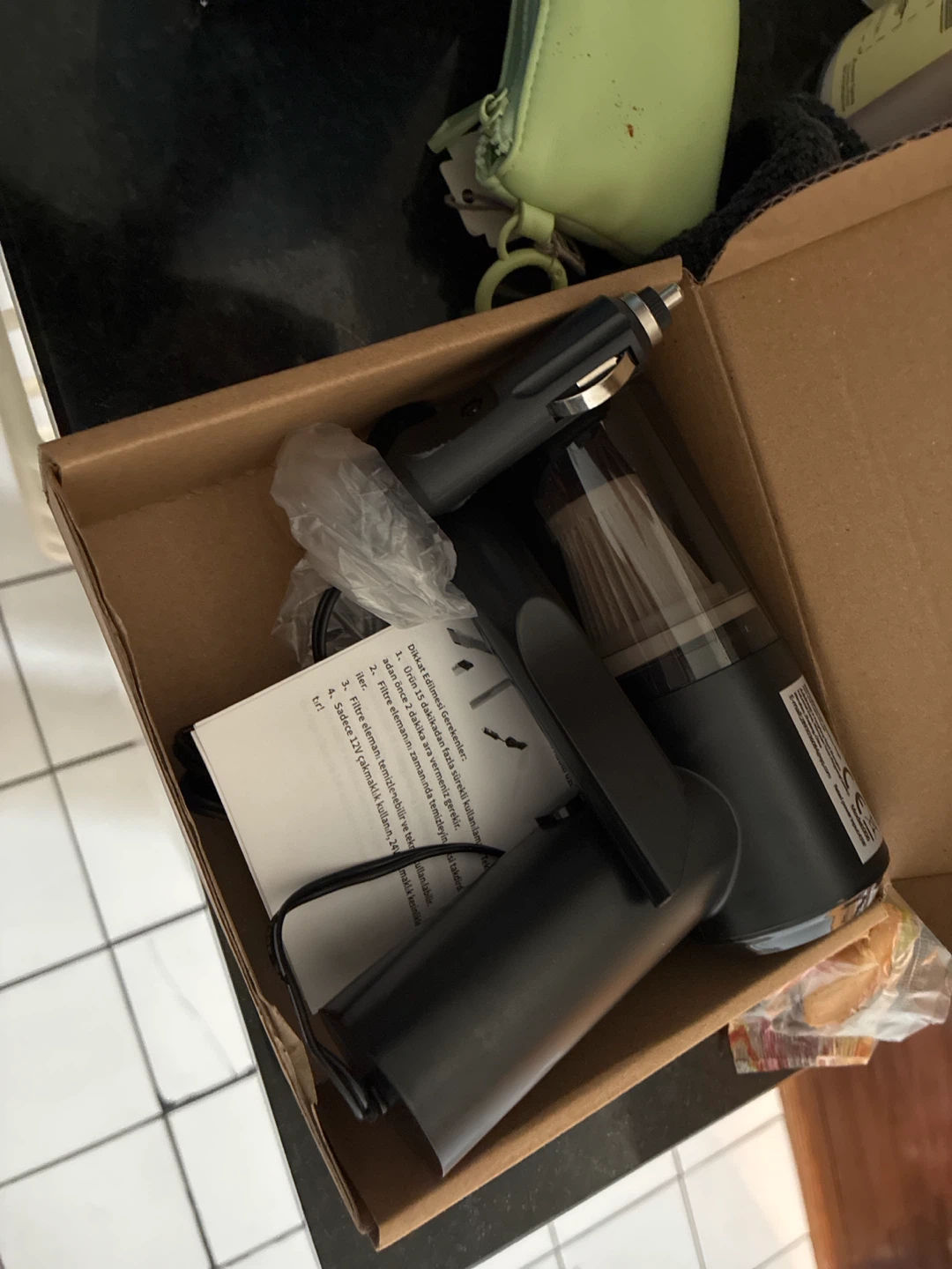 Car Vacuum Cleaner with Car Charger