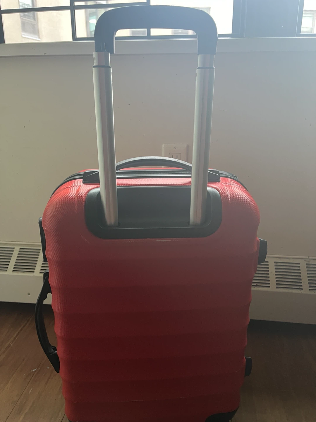 Carry on luggage - photo 2
