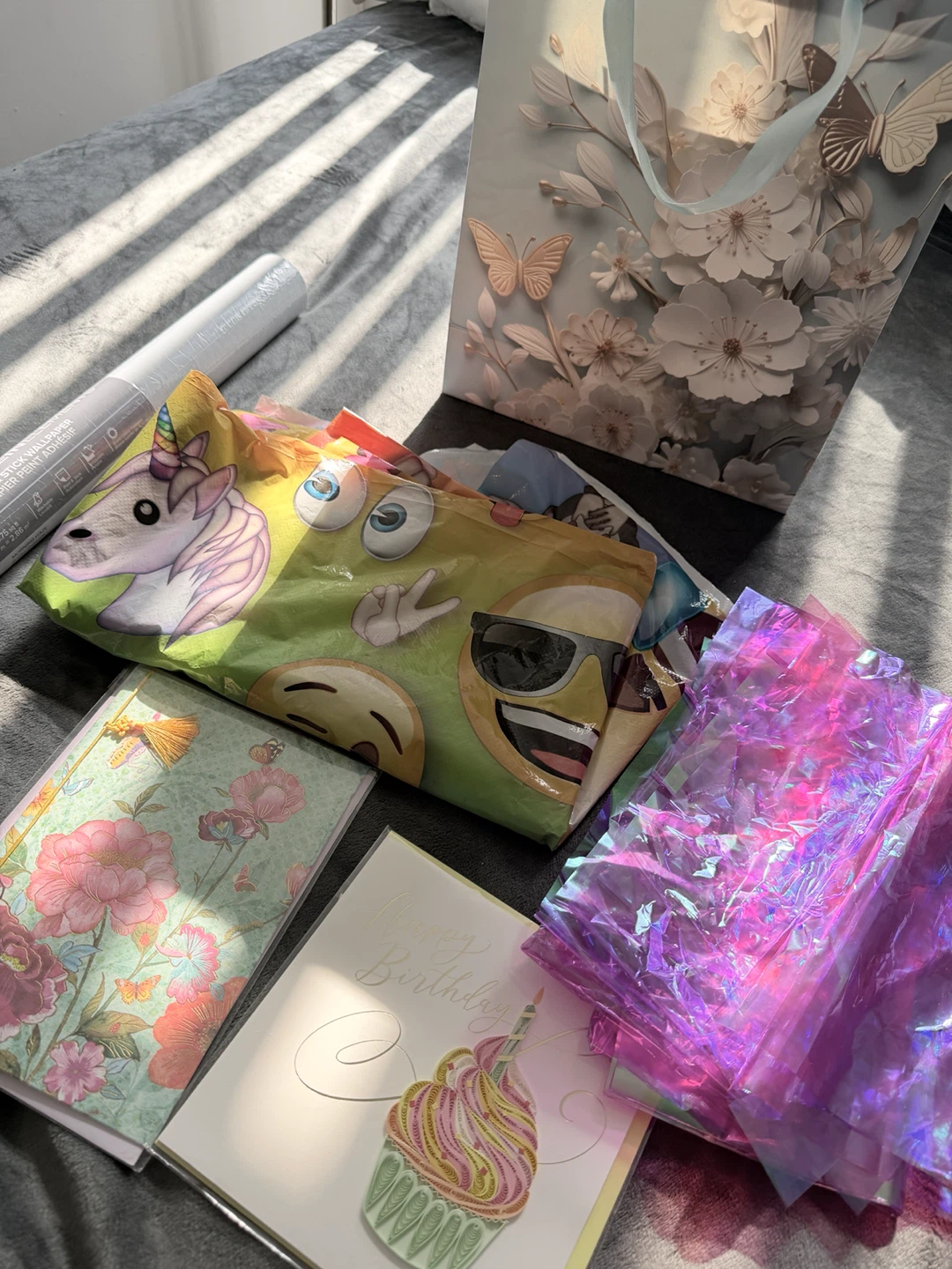 🎁 Premium Gift Wrapping Bundle – Papyrus Cards Included! ✨