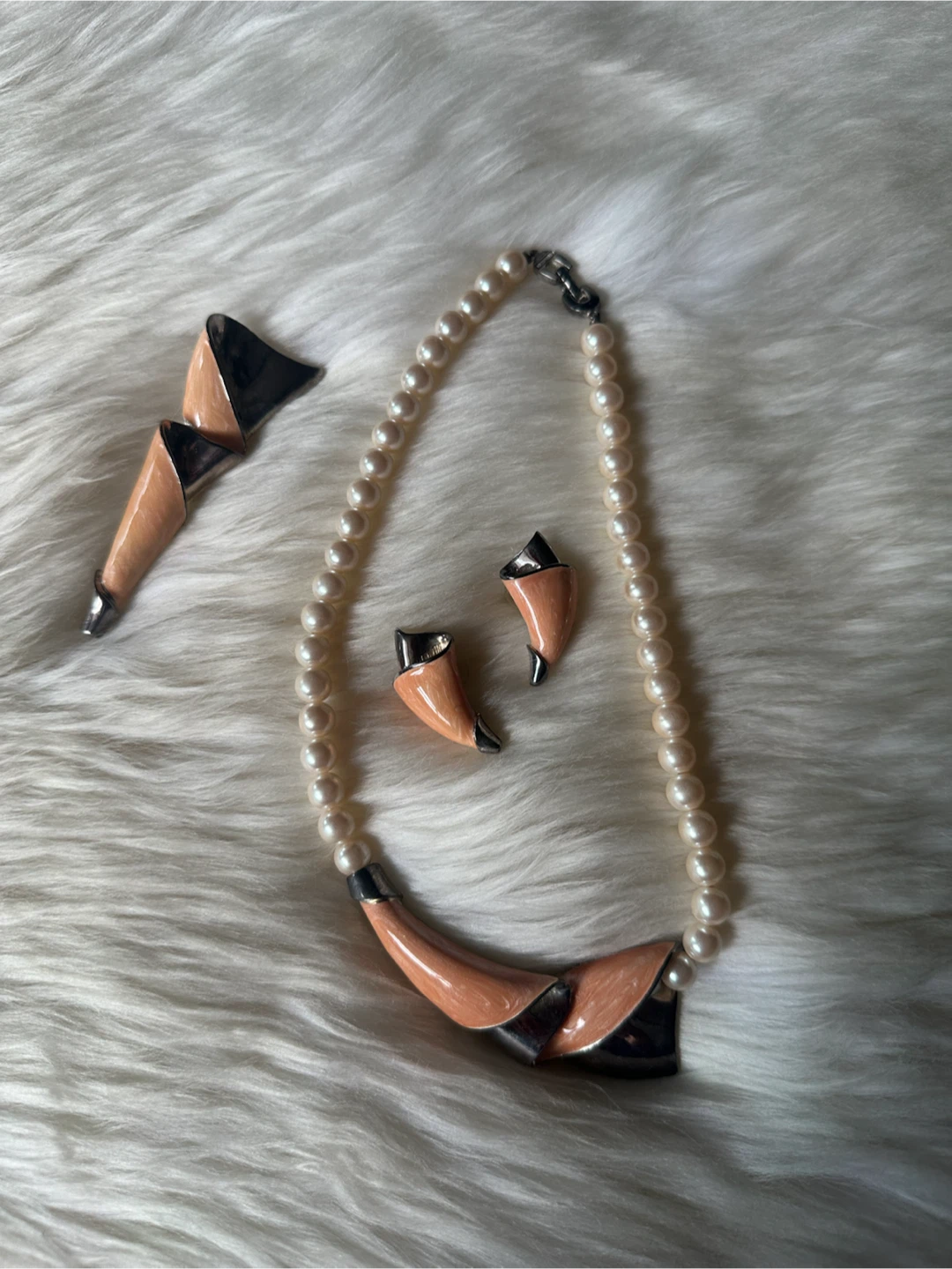 Vintage 1980s  Richelieu  Pearl & Coral Enamel Jewelry Set
