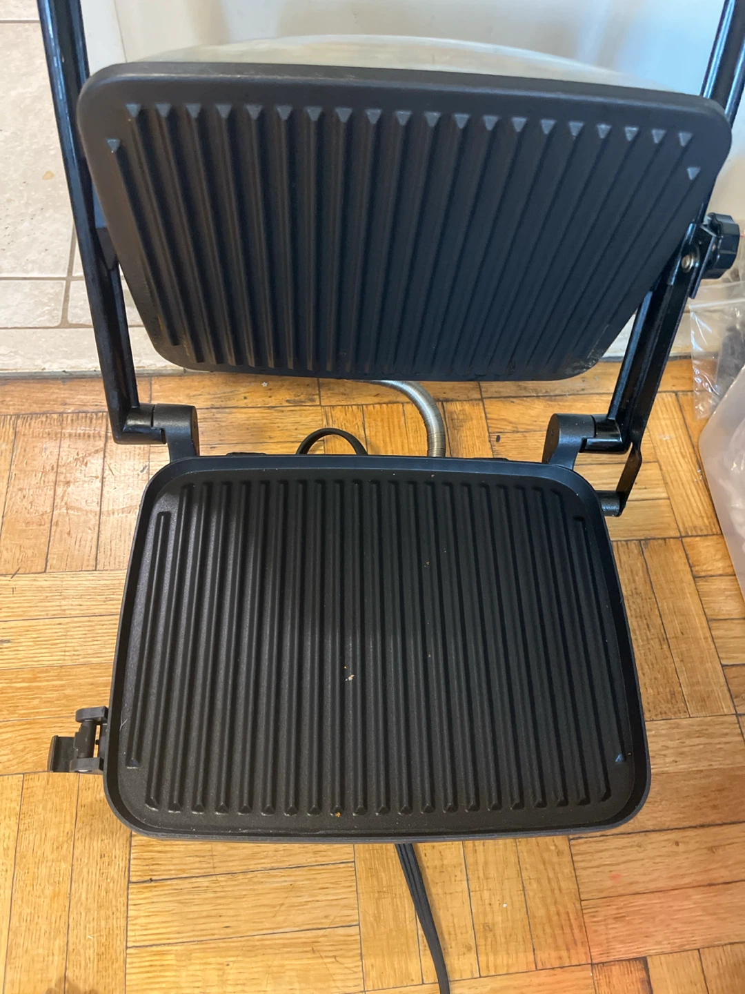 Hamilton Beach Electric Grill - photo 2