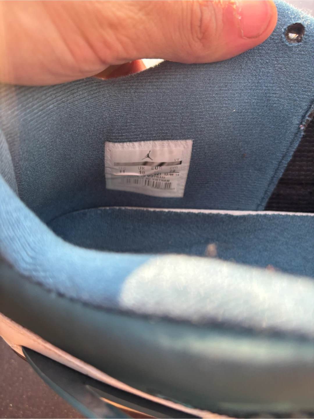 Nike Air Jordan 4 Retro - photo 2