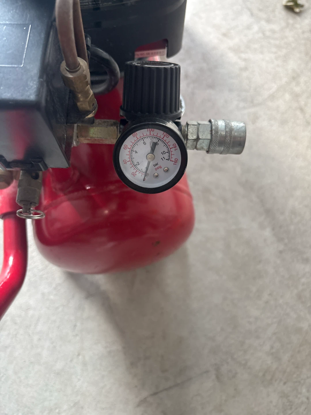 Craftsman 3 Gallon Air Compressor - photo 2
