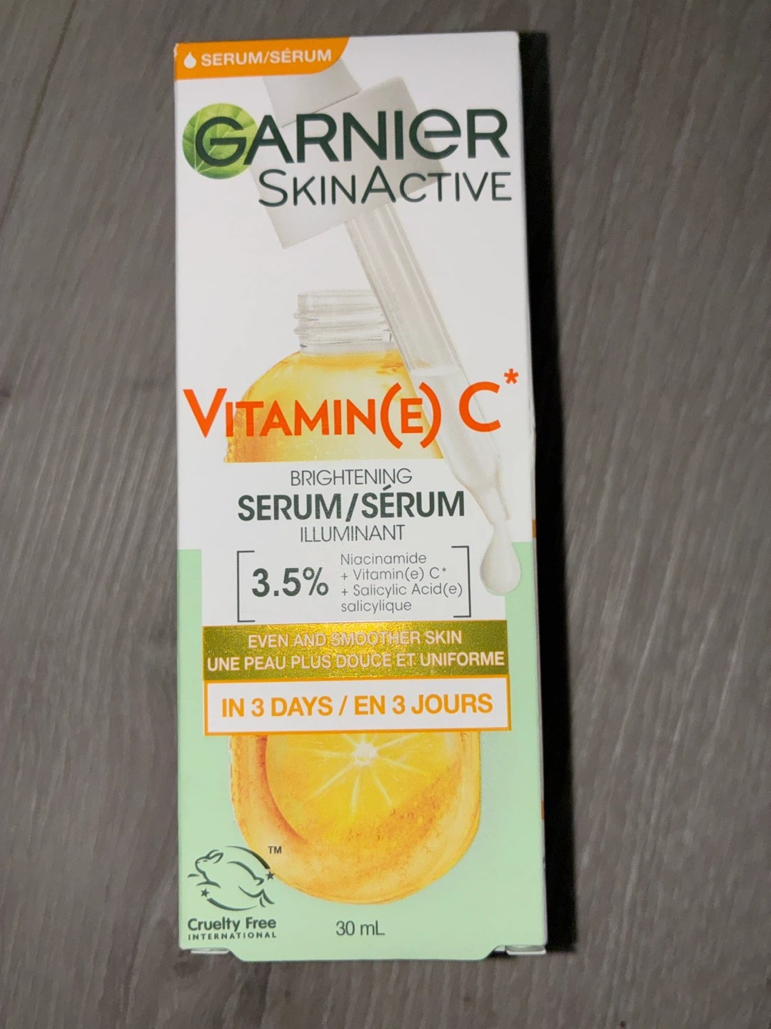 Garnier SkinActive Vitamin C Brightening Serum