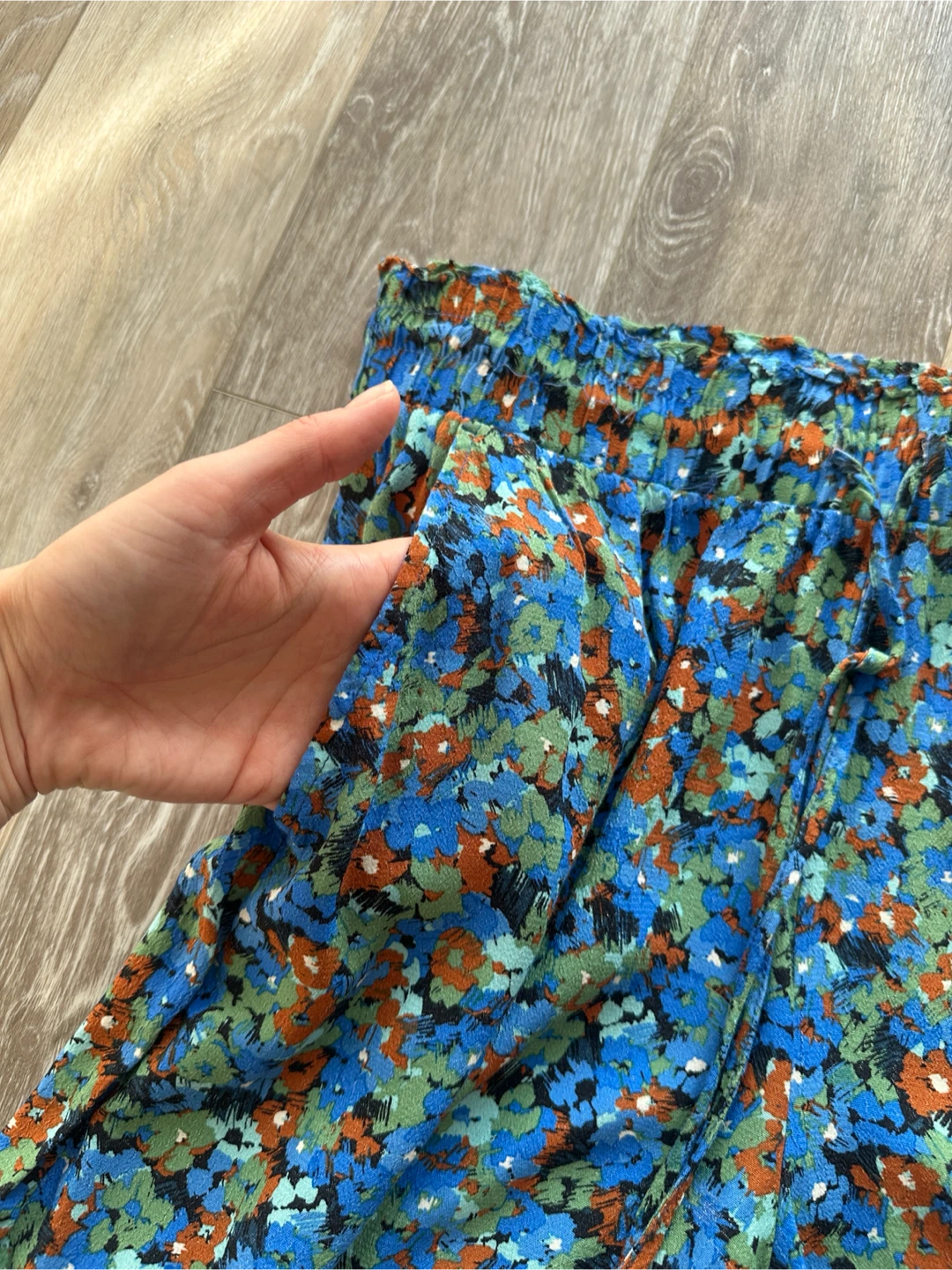 LC Waikiki Women's Floral Shorts Size 40 - photo 2