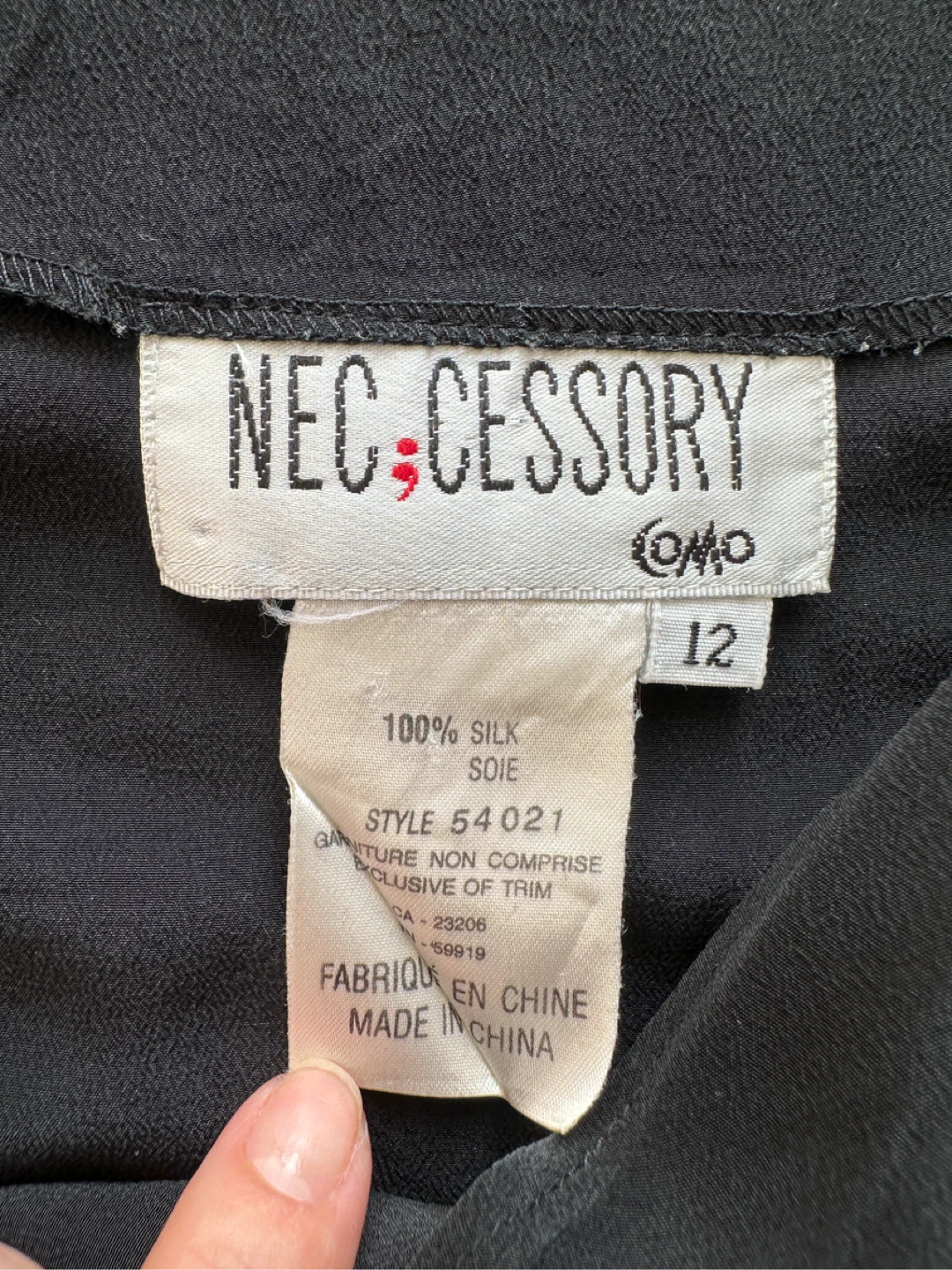 Vintage NEC.CESSORY COMO Silk Sleeveless Top - photo 2