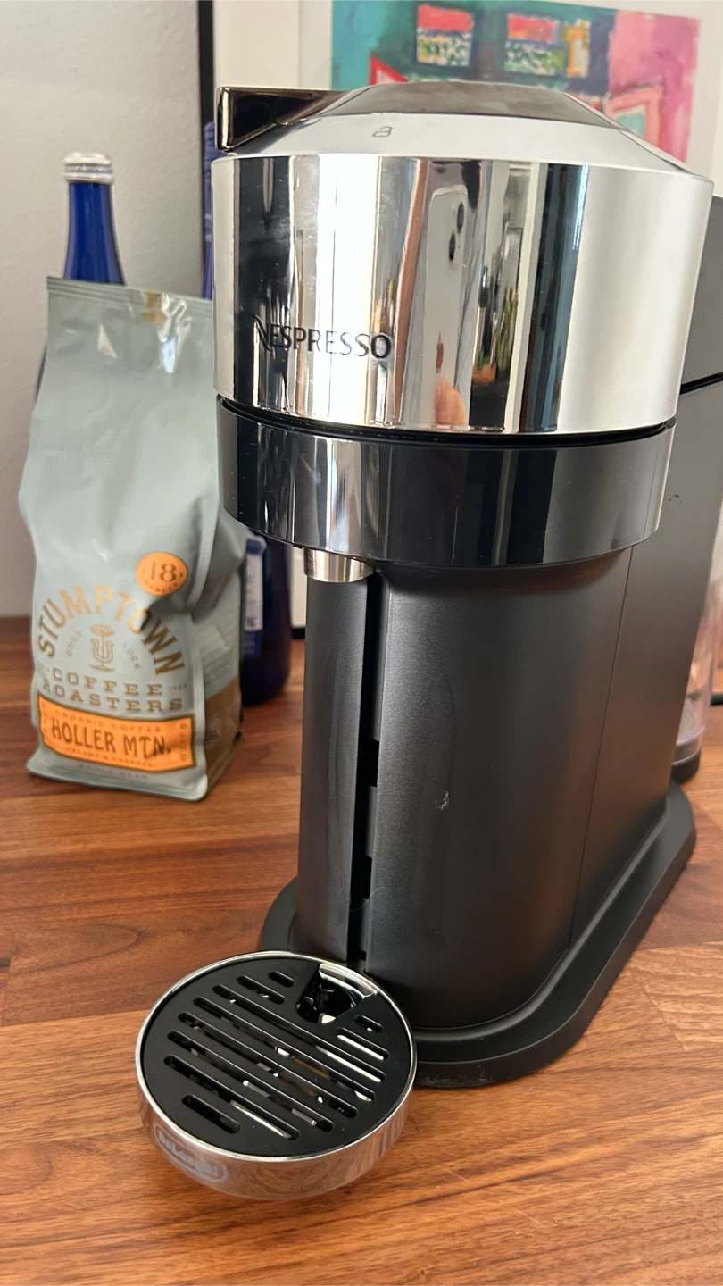 Nespresso Vertuo Coffee Machine - photo 4