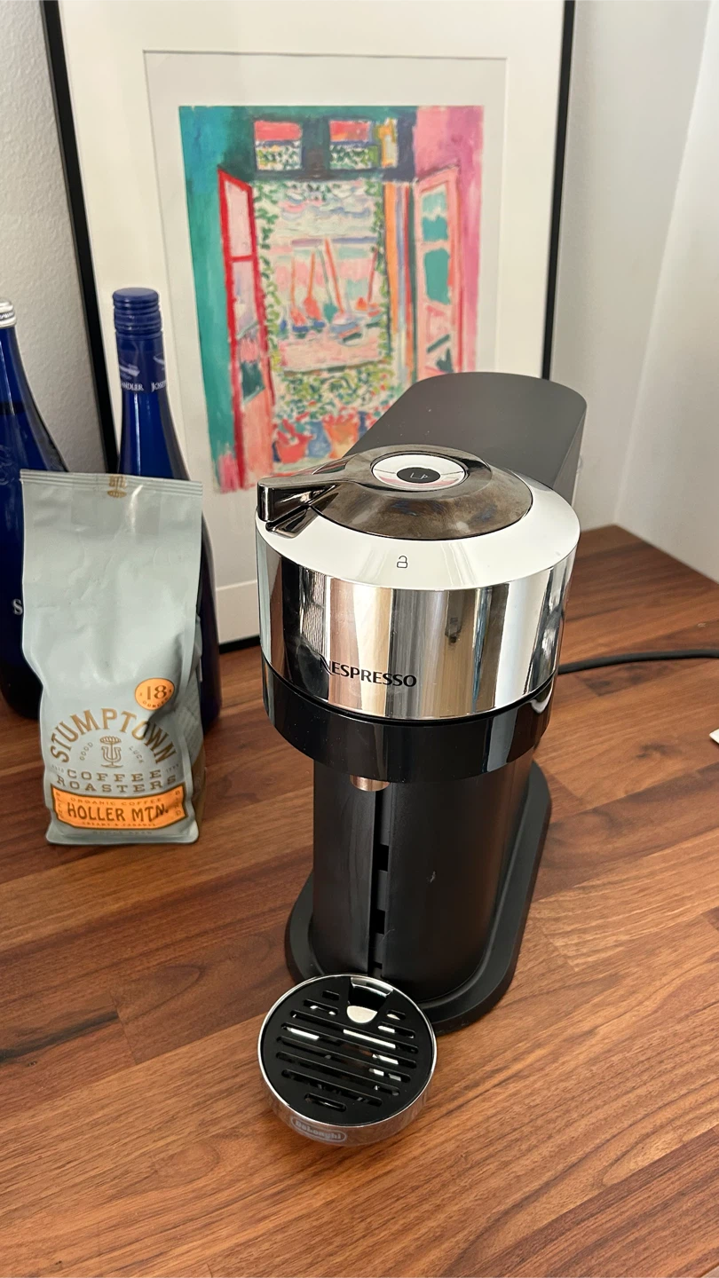 Nespresso Vertuo Coffee Machine - photo 5