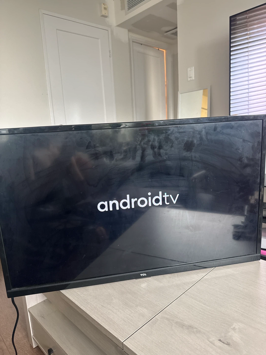 TCL Android TV 27inch - photo 2