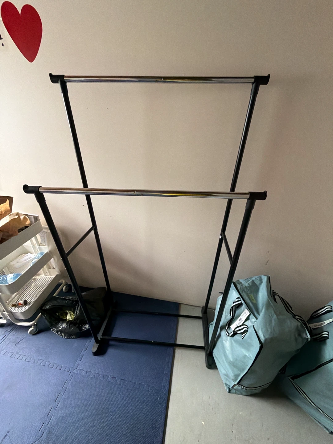 Double clothes rack