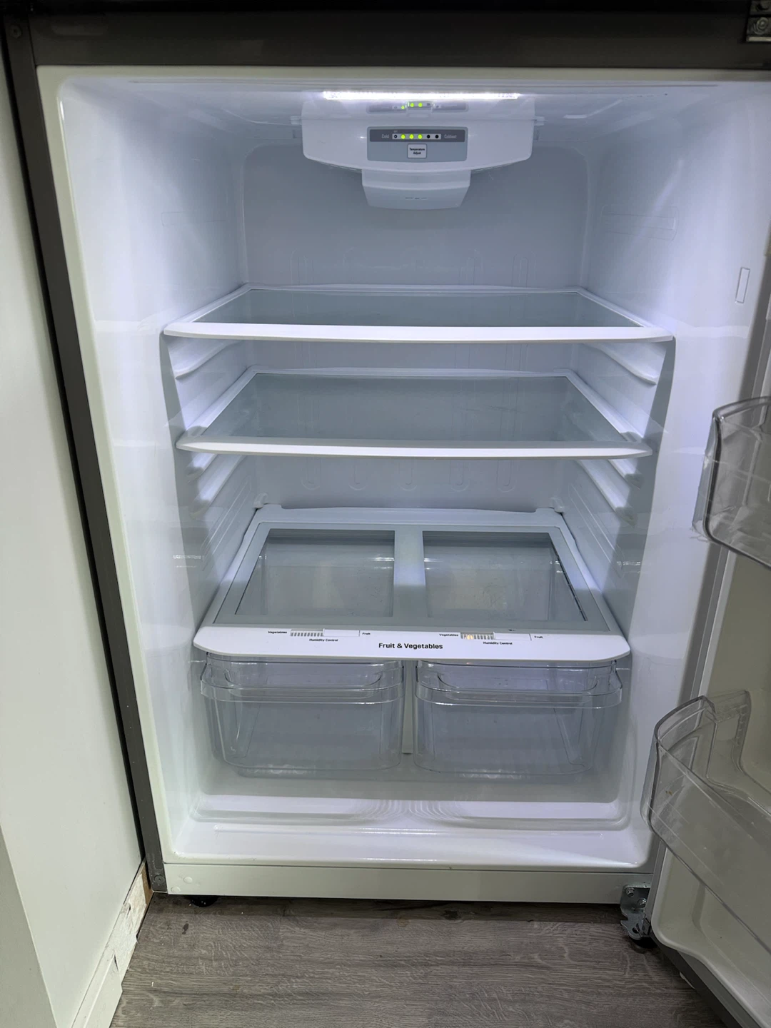 LG 30" 20 Cu.Ft Stainless Steel Top Freezer  Fridge - LTCS20020S - photo 2