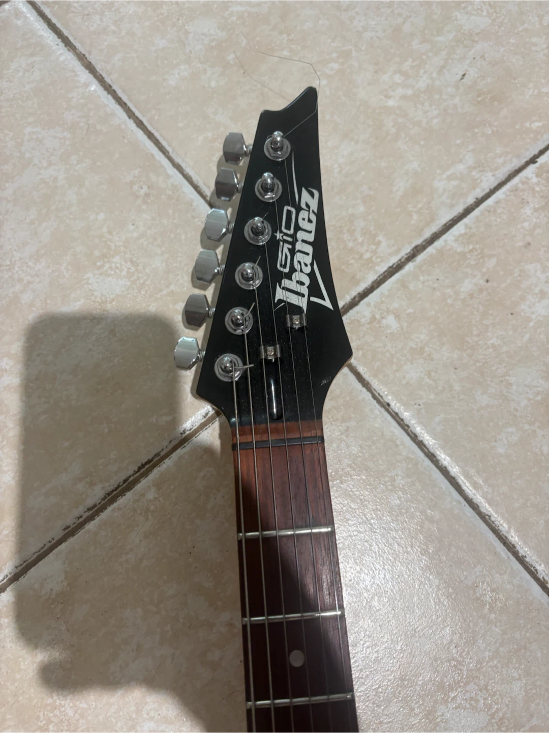 Ibanez Gio Electric Guitar - photo 2