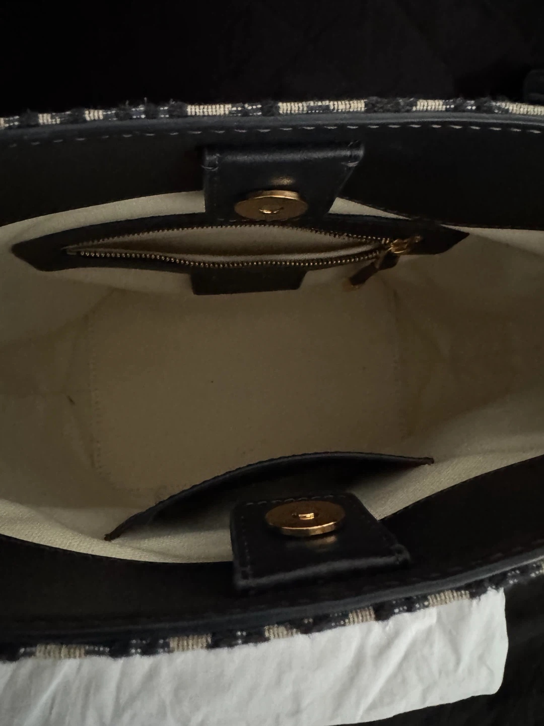 Pre-loved Authentic Christian Dior Canvas Oblique Bucket Bag - photo 3