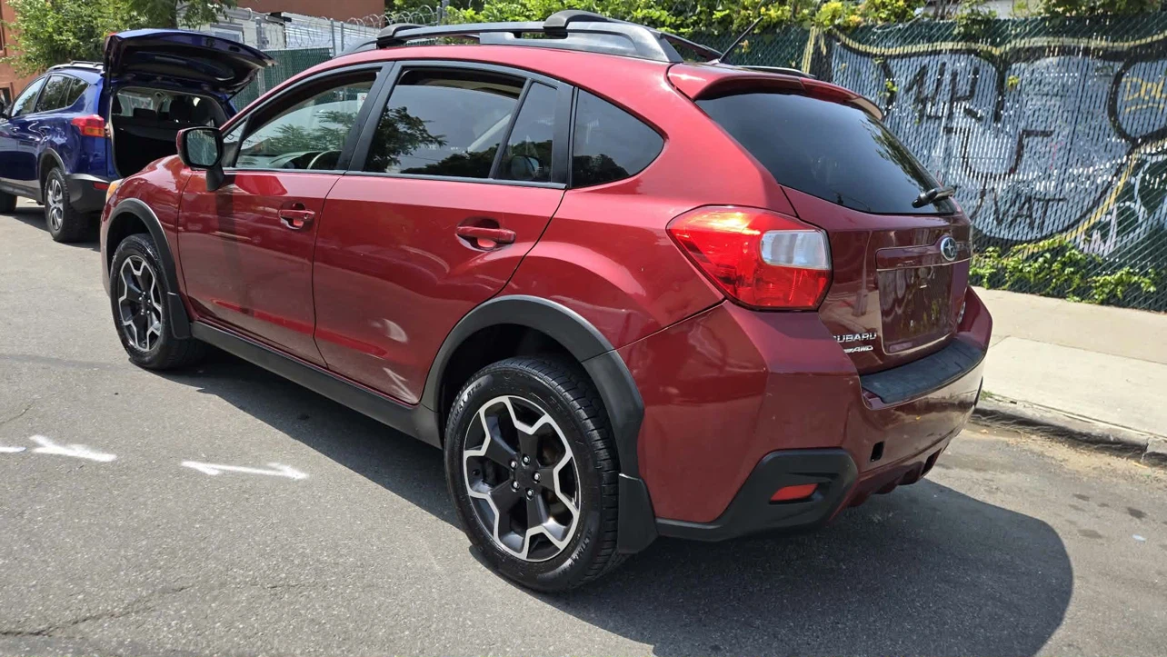 2013 Subaru Crosstrek Red - photo 4