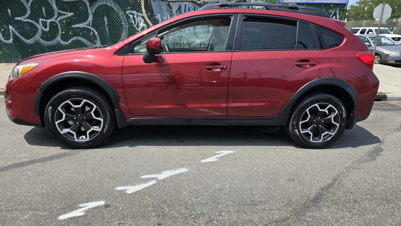 2013 Subaru Crosstrek Red - photo 5