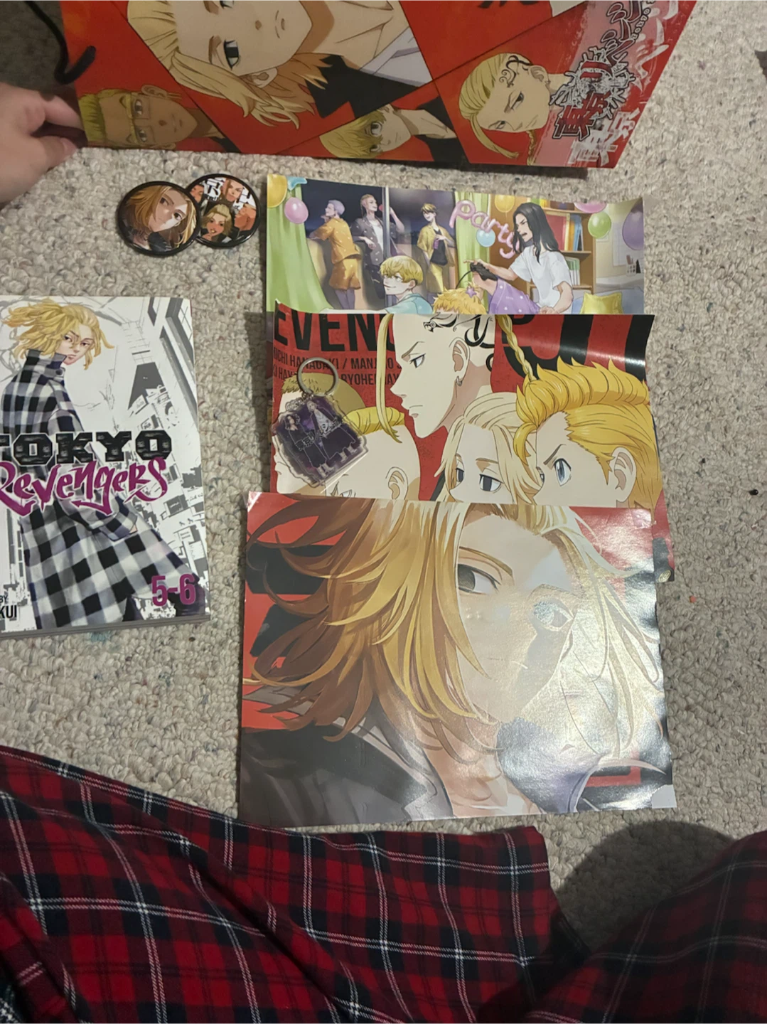 Tokyo Revengers Manga Vol 5-6 & Merch