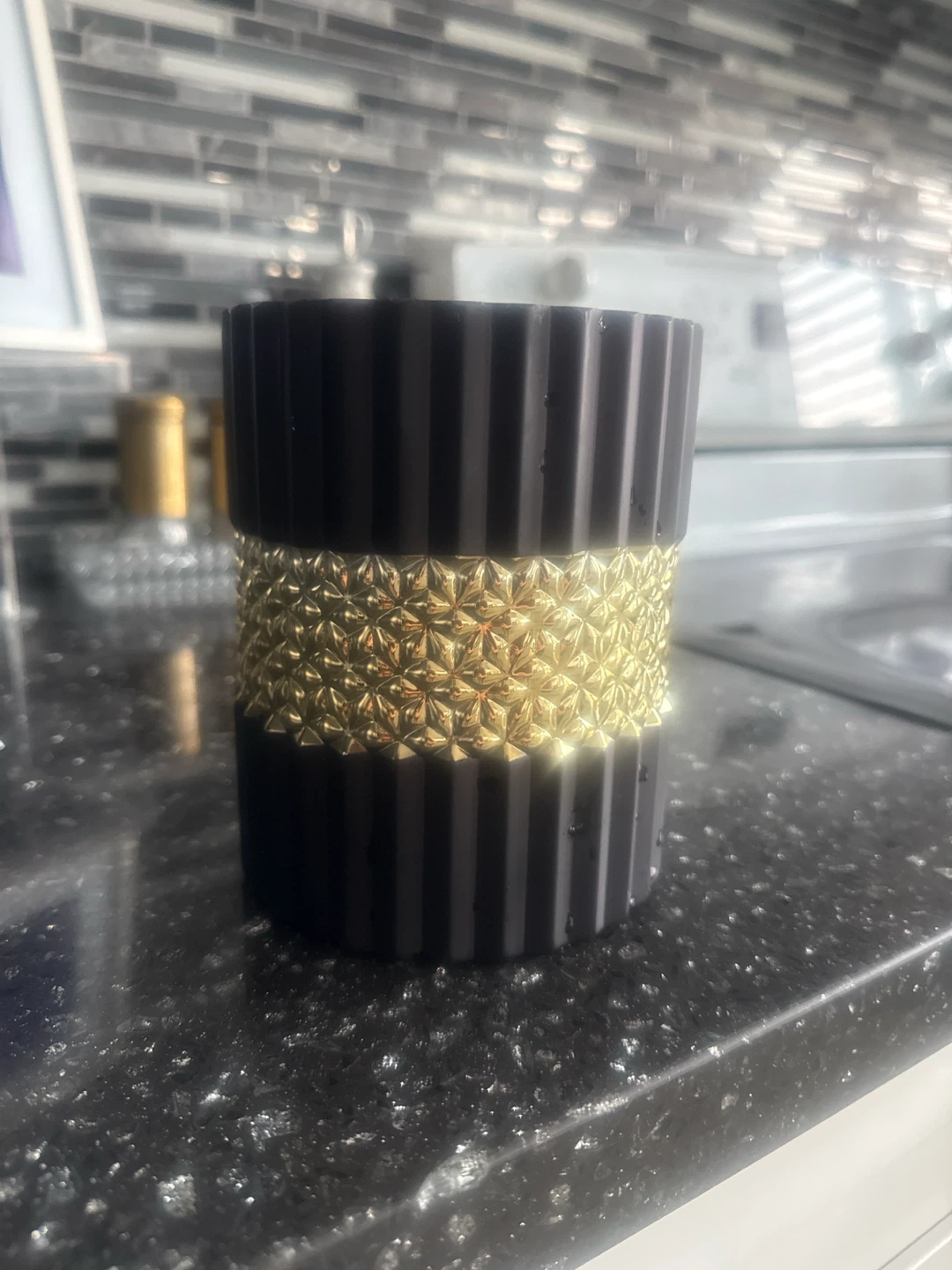 Black & Gold Textured Planter / Decorative Vase - photo 2