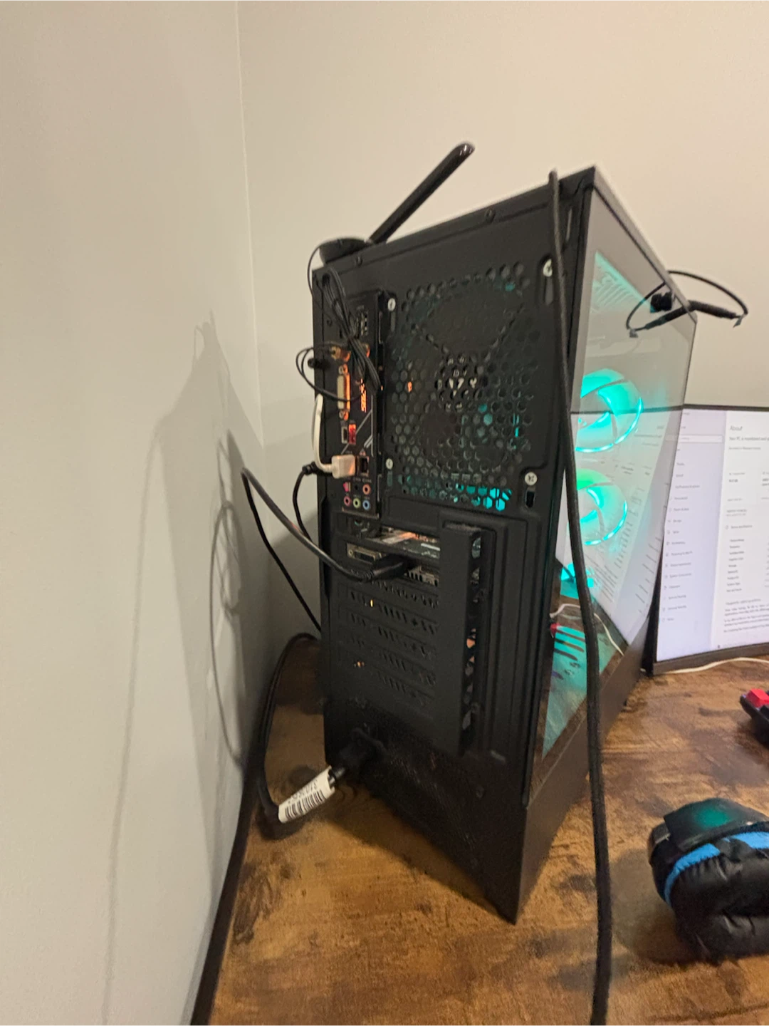 Custom Gaming PC - Ryzen 5 3600, GTX 1660 SUPER, 16GB RAM - photo 3