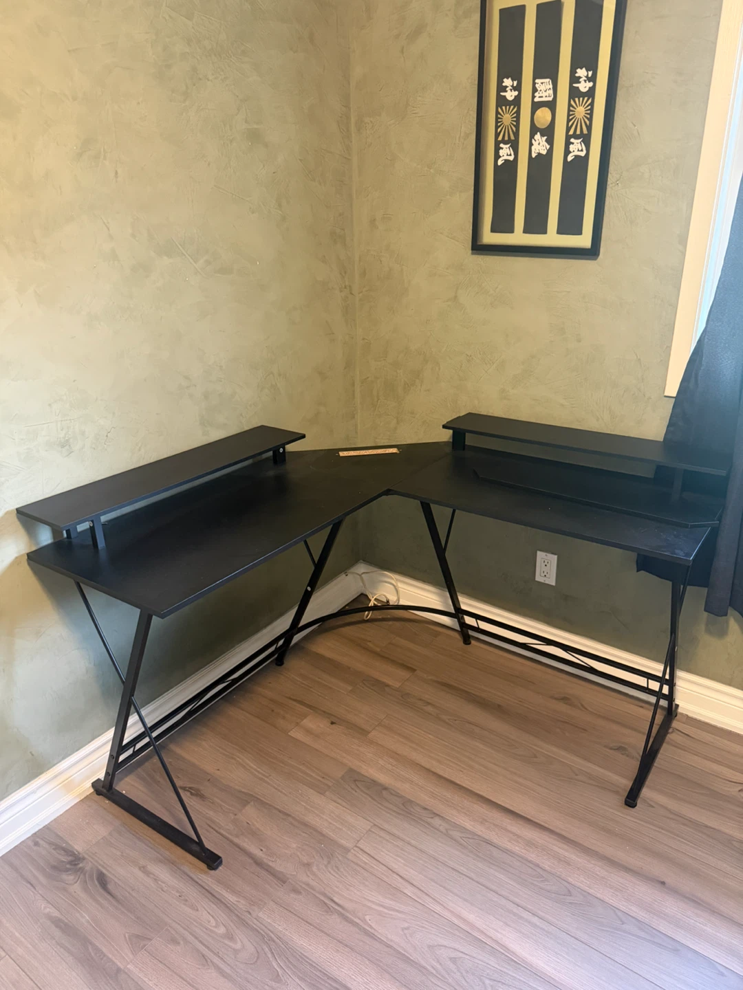 Black L-Shaped Corner Desk