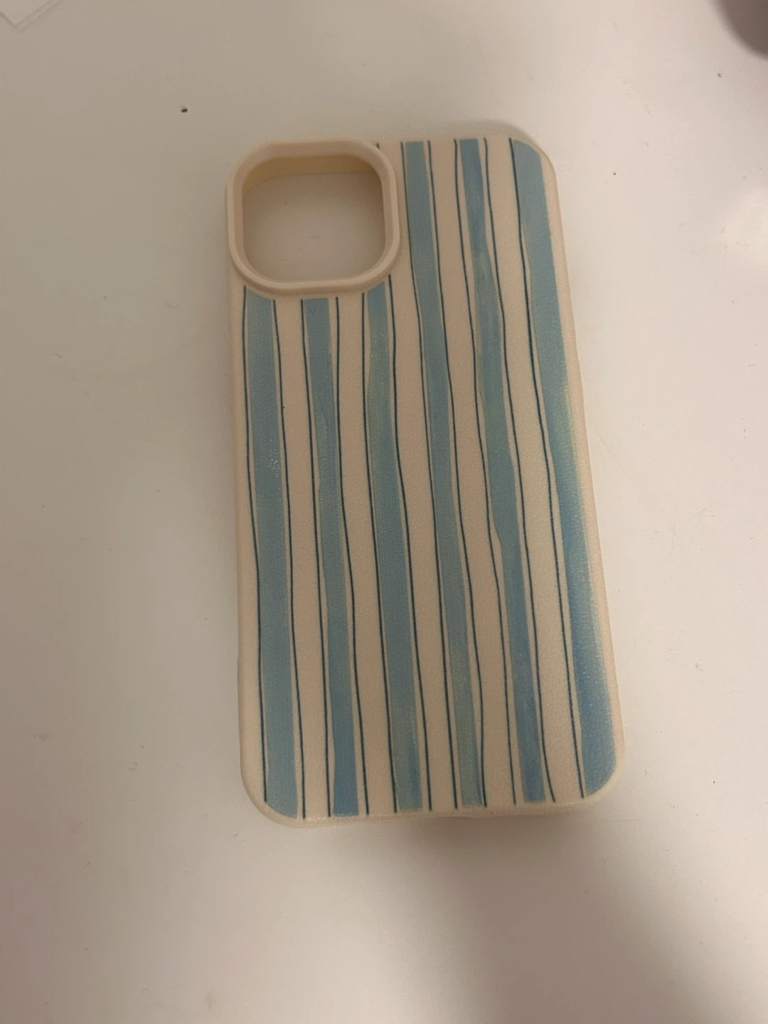 iPhone 13/14 Case with Blue Stripes