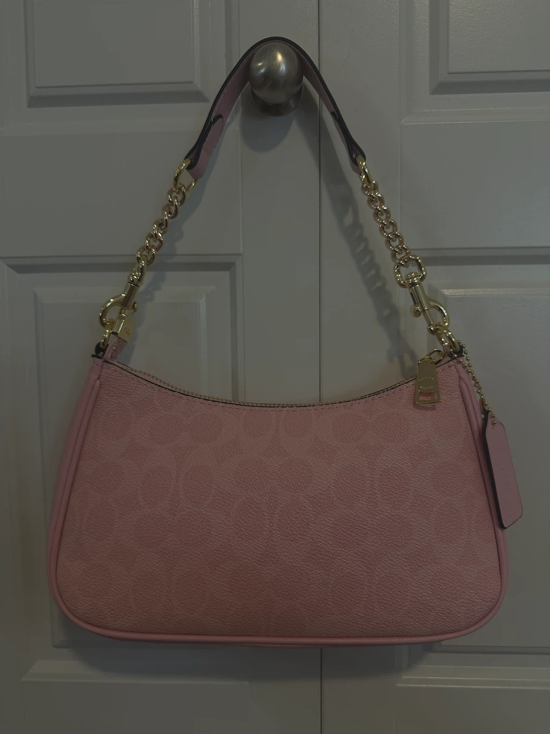 Coach Pink Monogram Shoulder Bag - photo 2