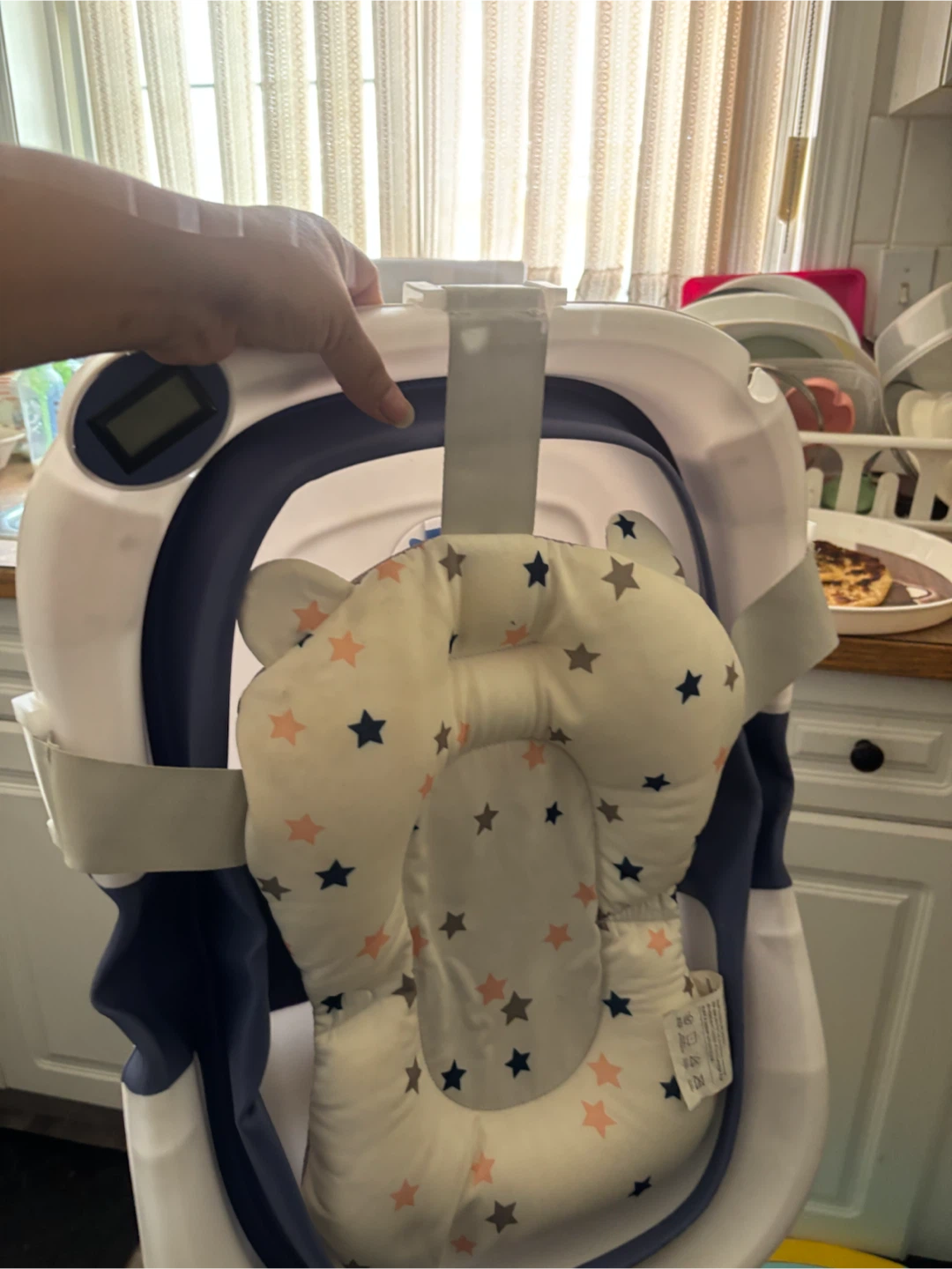 Folding Baby Bathtub with Digital Scale - photo 3