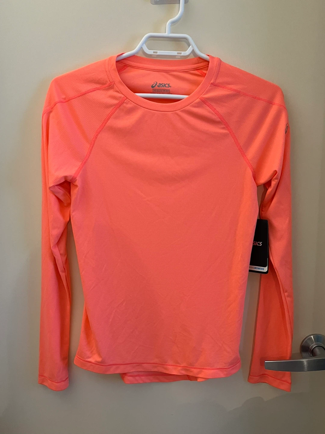 ASICS women’s running shirt