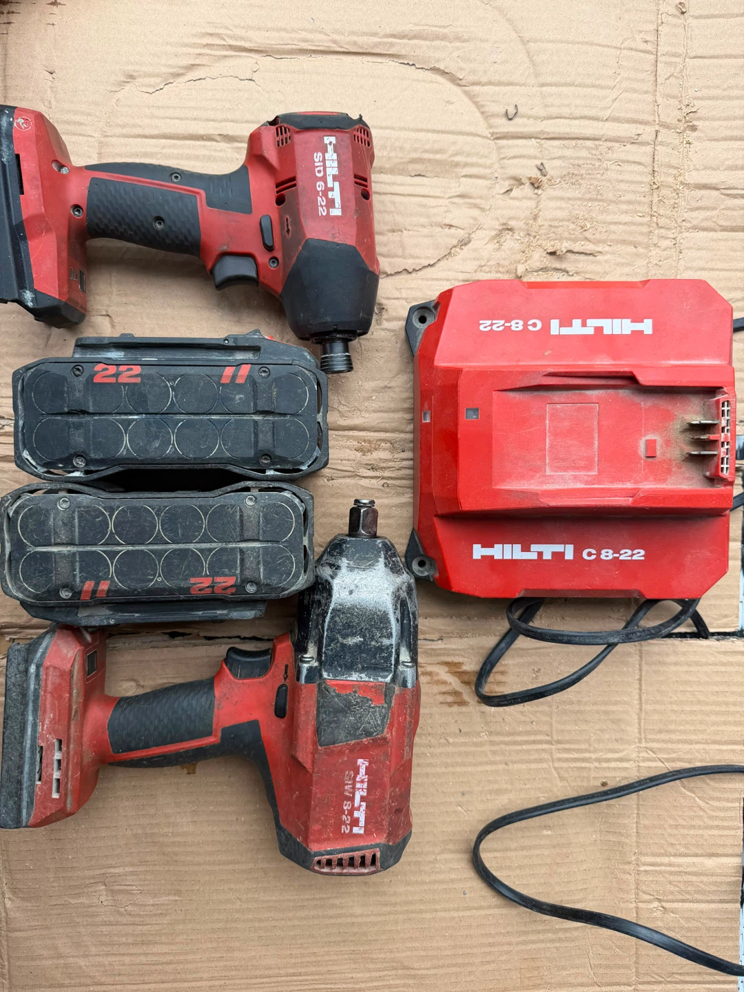 Hilti 22V Cordless Impact Driver and Wrench Set