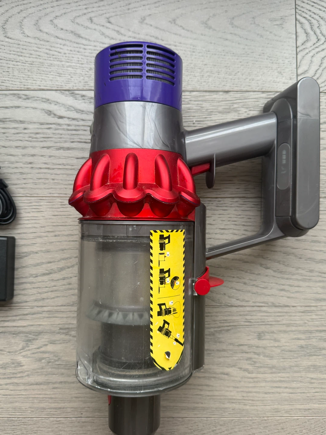 Dyson Cyclone V10 Motorhead Cordless Vacuum - photo 2