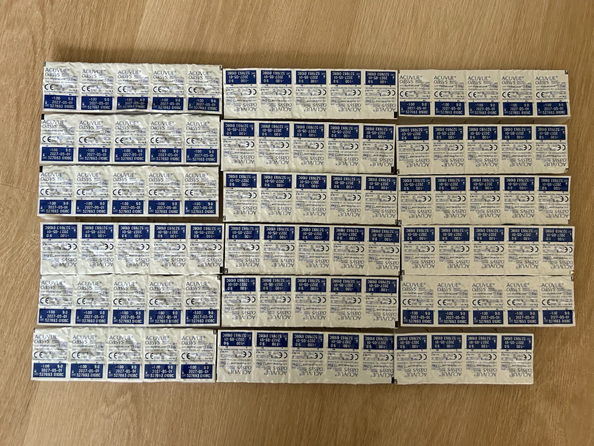 Acuvue Oasys 1-Day -1.00 (123 Lenses) + Extras