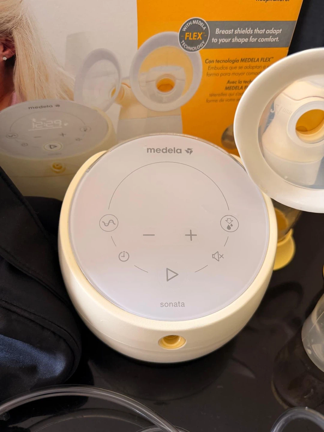 Medela Sonata Double Electric Breast Pump - photo 3