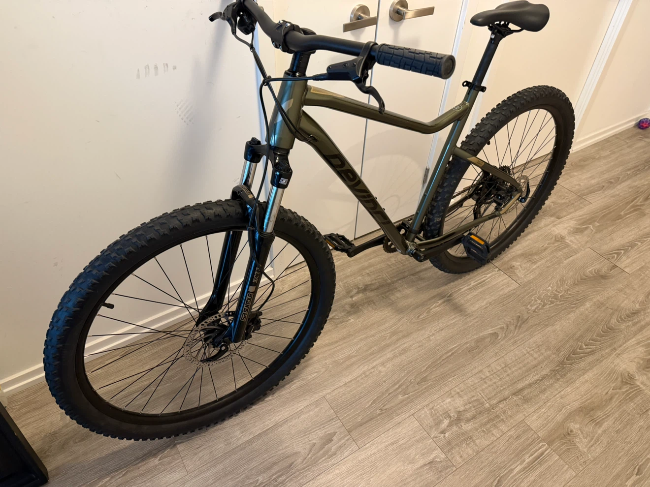Devinci Riff Altus 9S Mountain Bike - photo 2