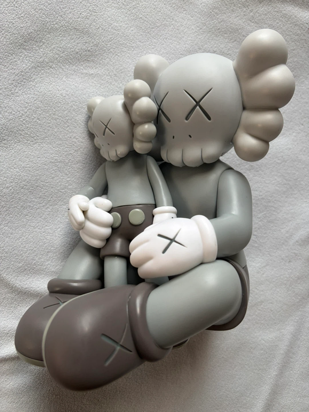 KAWS Holiday Vinyl Figure 8 Inches - photo 4