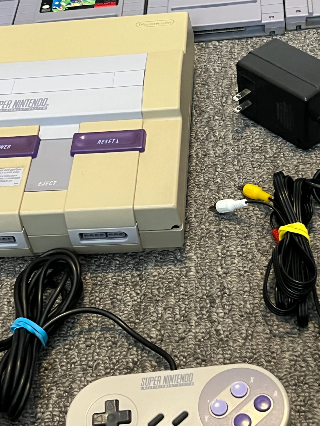 Super Nintendo Console Bundle with Games and Controllers - photo 2