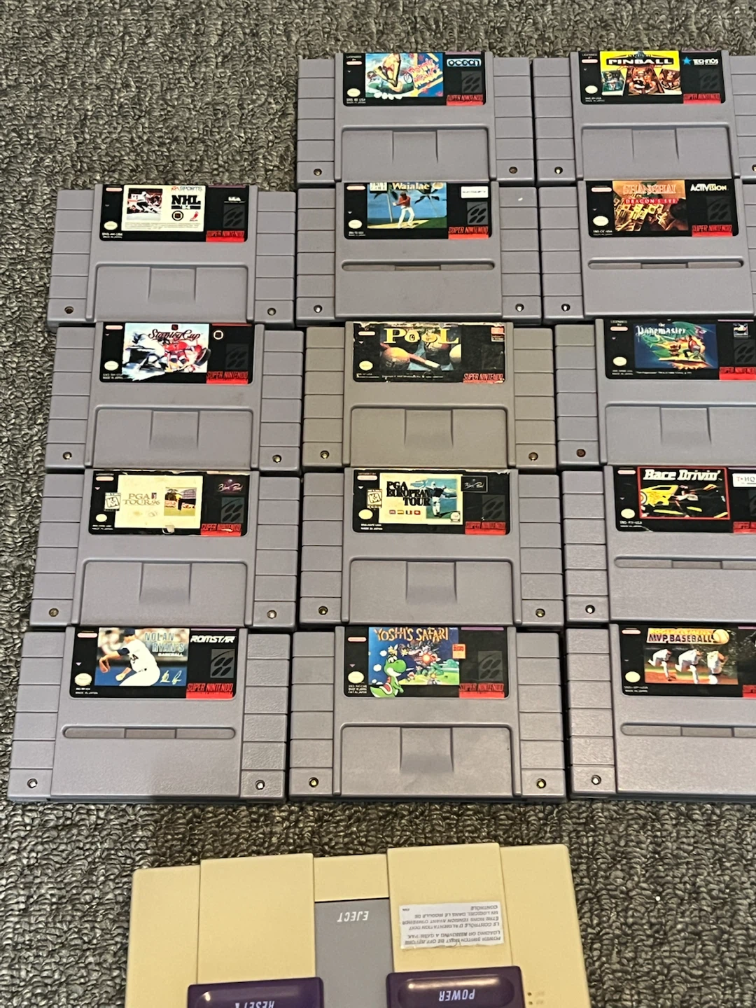Super Nintendo Console Bundle with Games and Controllers - photo 5