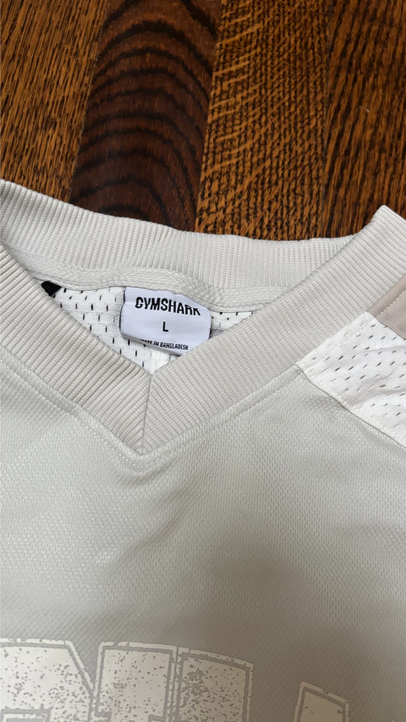 Gymshark Athletic jersey Top + shorts - photo 3