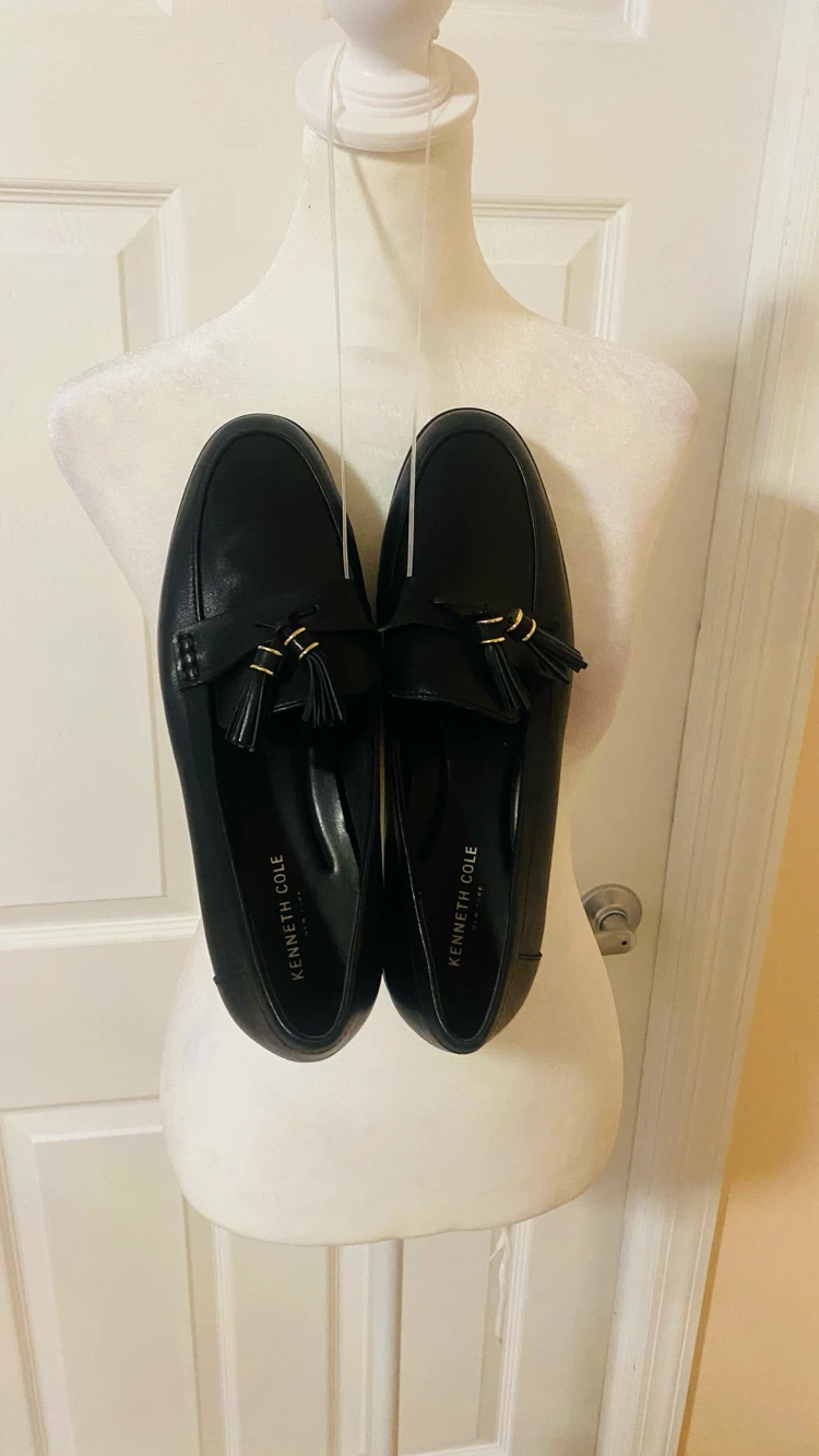 Kenneth Cole leather tassel loafer size 10 m ladies