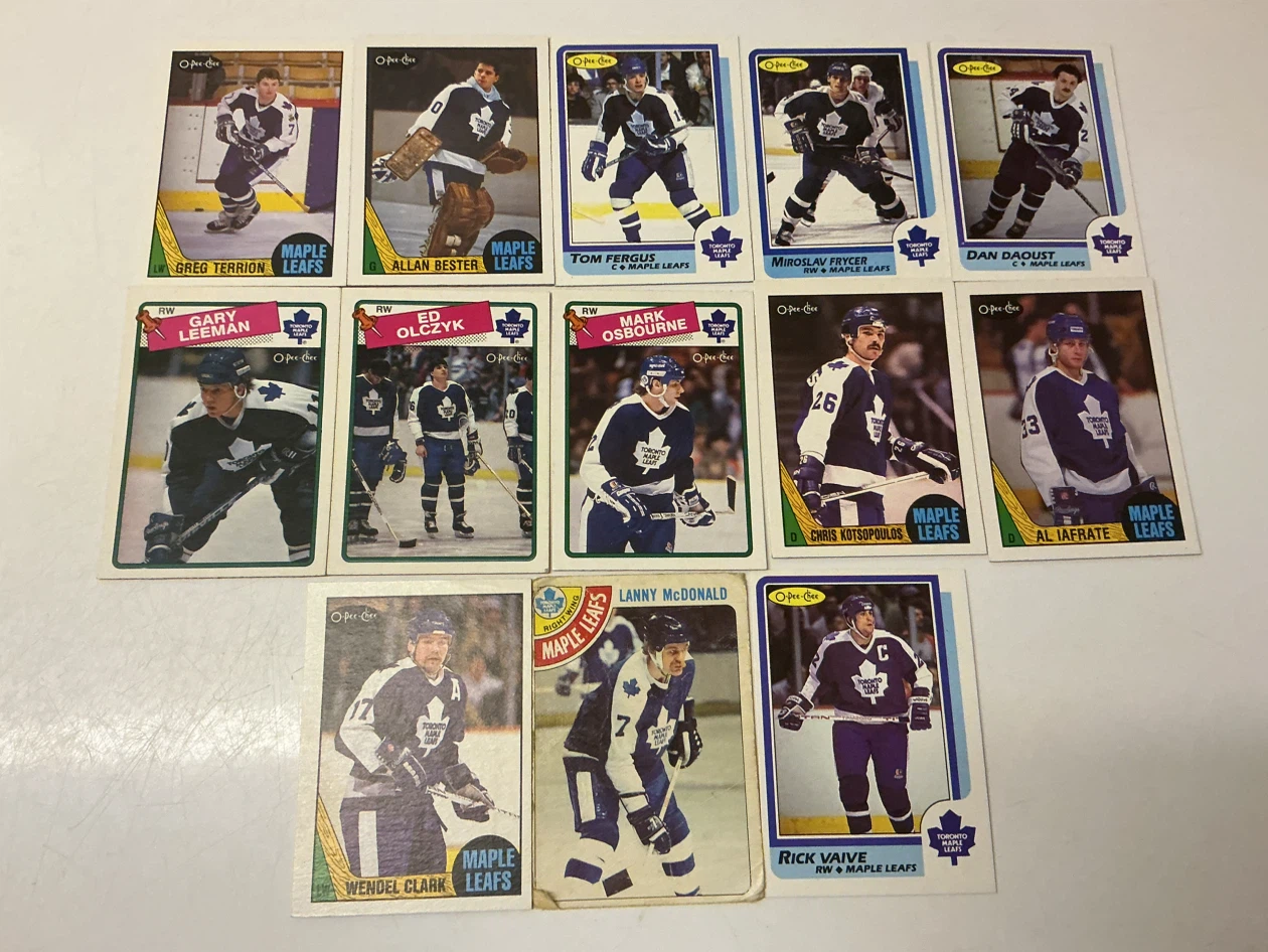 13 Vintage O-Pee-Chee Toronto Maple Leafs Hockey Cards
