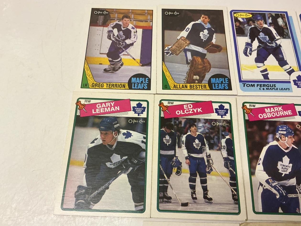 13 Vintage O-Pee-Chee Toronto Maple Leafs Hockey Cards - photo 2