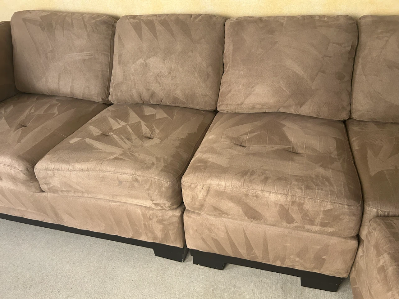 DELIVERY AVAILABLE! 3PC. MICROFIBER SECTIONAL FOR $600! - photo 4