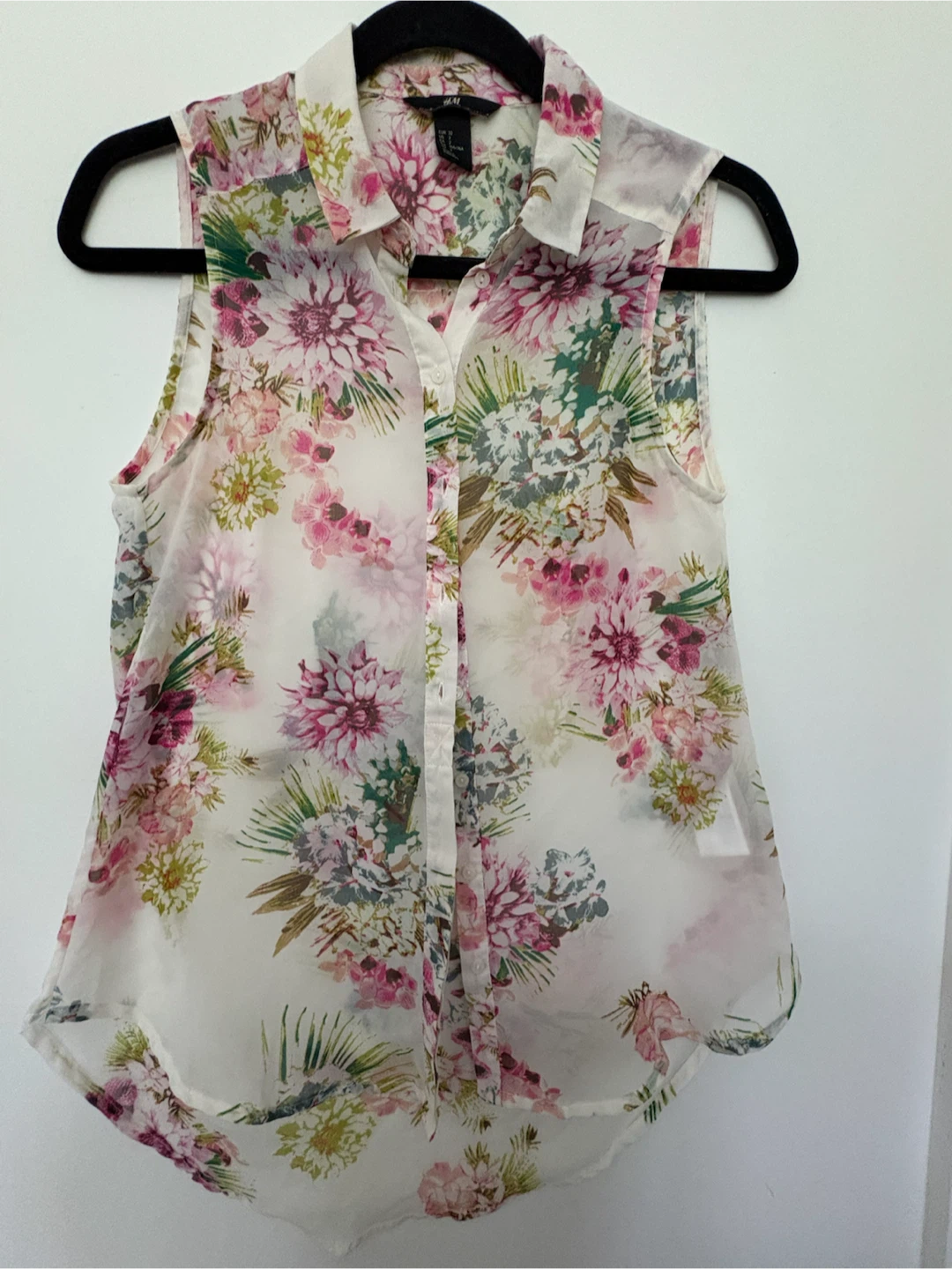 H&M Sleeveless Floral Blouse