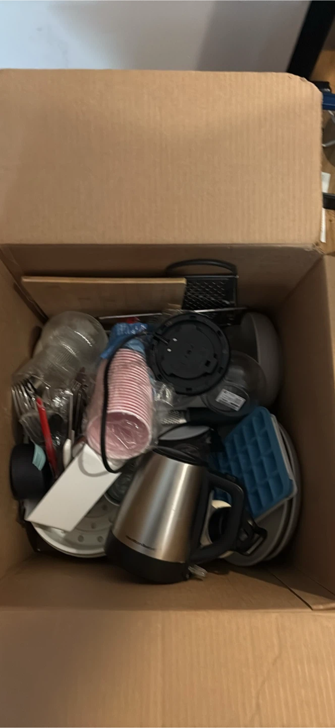 FREE BOX OF KITCHEN STUFF NEED GONE ASAP